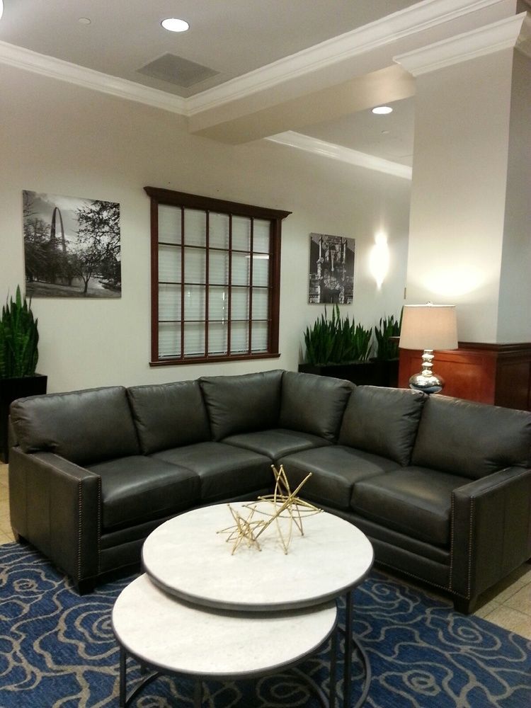 Doubletree By Hilton St. Louis Forest Park Exterior foto